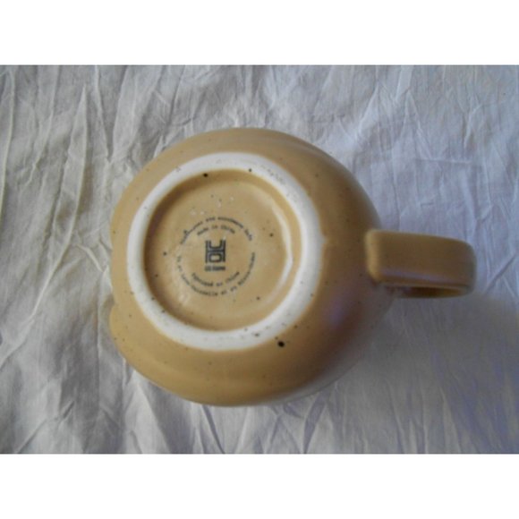 Super Adorable Smiling Sloth Hugging Mug Coffee Cup by UO Home! - Picture 7 of 7